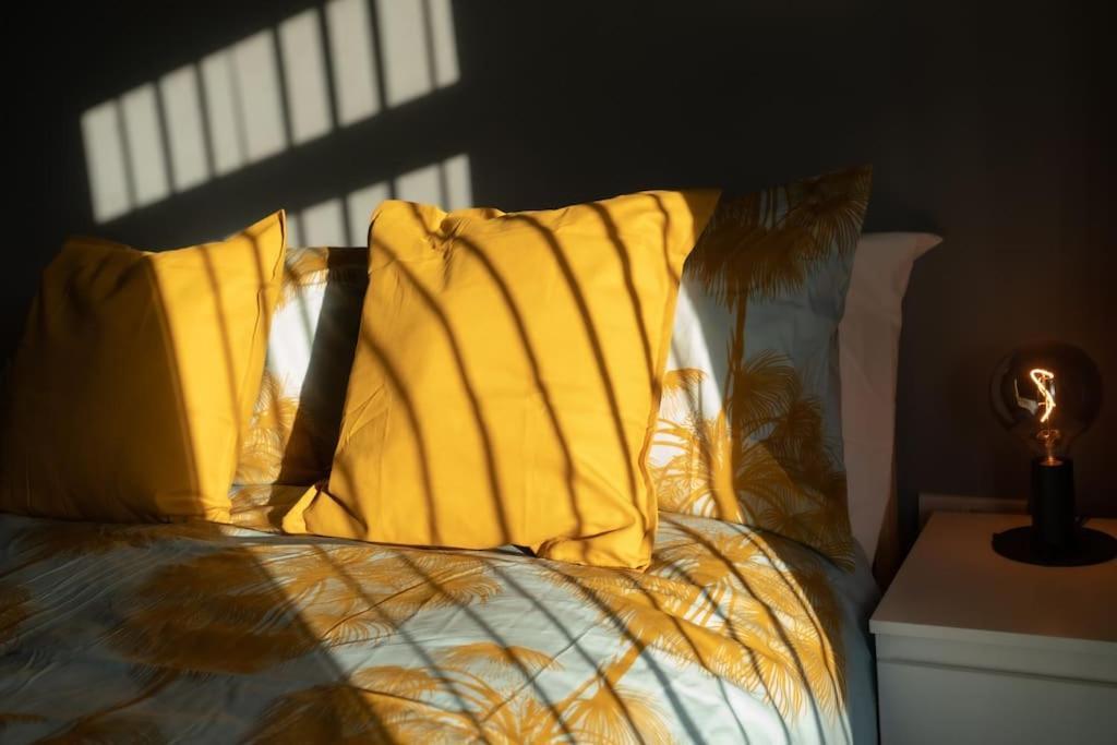 Vibrant City Centre Townhouse With Free Parking Rare Outdoor Patio Μπέλφαστ Εξωτερικό φωτογραφία